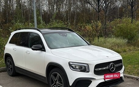 Mercedes-Benz GLB, 2019 год, 3 850 000 рублей, 3 фотография