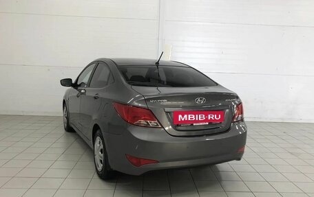 Hyundai Solaris II рестайлинг, 2015 год, 1 050 000 рублей, 8 фотография