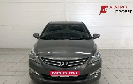 Hyundai Solaris II рестайлинг, 2015 год, 1 050 000 рублей, 2 фотография