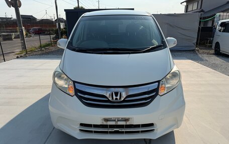 Honda Freed I, 2015 год, 1 200 000 рублей, 2 фотография