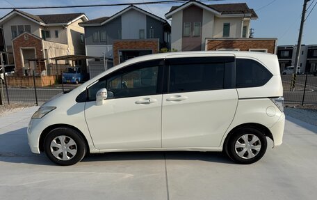 Honda Freed I, 2015 год, 1 200 000 рублей, 8 фотография
