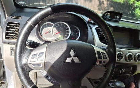 Mitsubishi L200 IV рестайлинг, 2010 год, 1 190 000 рублей, 10 фотография