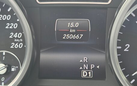 Mercedes-Benz GL-Класс, 2014 год, 3 000 000 рублей, 13 фотография