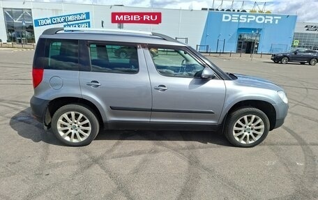 Skoda Yeti I рестайлинг, 2013 год, 700 000 рублей, 2 фотография