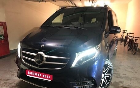 Mercedes-Benz V-Класс, 2019 год, 5 200 000 рублей, 7 фотография