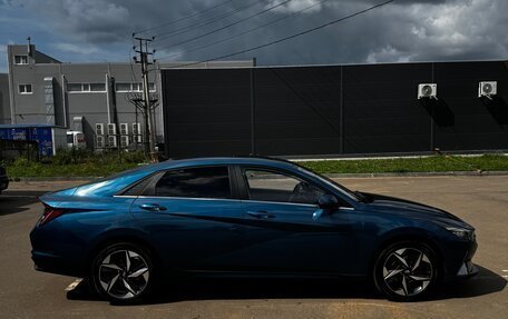 Hyundai Elantra, 2021 год, 1 750 000 рублей, 3 фотография