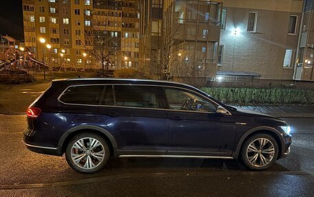 Volkswagen Passat B8 рестайлинг, 2019 год, 2 800 000 рублей, 3 фотография