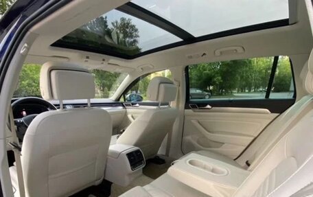 Volkswagen Passat B8 рестайлинг, 2019 год, 2 800 000 рублей, 22 фотография