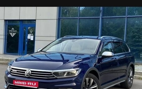 Volkswagen Passat B8 рестайлинг, 2019 год, 2 800 000 рублей, 18 фотография