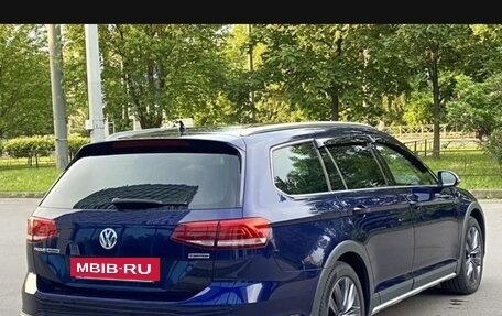 Volkswagen Passat B8 рестайлинг, 2019 год, 2 800 000 рублей, 17 фотография