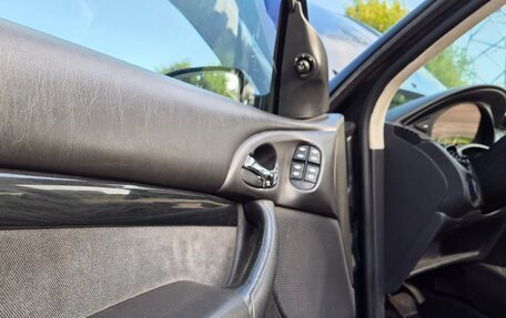 Ford Focus IV, 2003 год, 285 000 рублей, 17 фотография