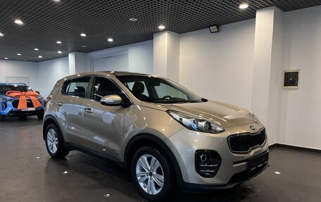 KIA Sportage IV рестайлинг, 2017 год, 2 090 000 рублей, 1 фотография