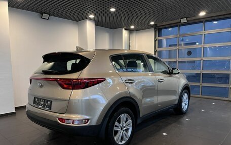 KIA Sportage IV рестайлинг, 2017 год, 2 090 000 рублей, 3 фотография