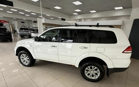 Mitsubishi Pajero Sport II рестайлинг, 2013 год, 1 349 000 рублей, 8 фотография