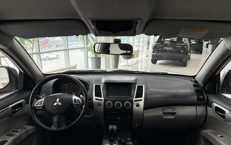 Mitsubishi Pajero Sport II рестайлинг, 2013 год, 1 349 000 рублей, 10 фотография