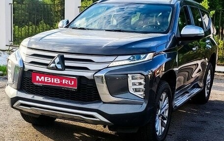 Mitsubishi Pajero Sport III рестайлинг, 2021 год, 5 500 000 рублей, 1 фотография