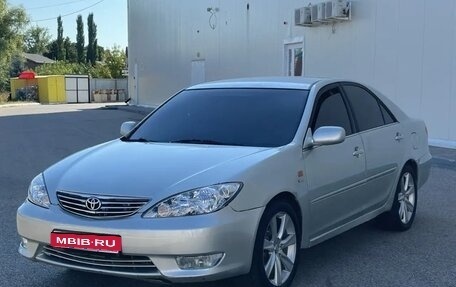 Toyota Camry V40, 2005 год, 500 000 рублей, 1 фотография