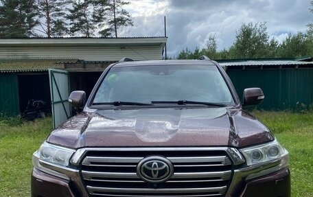 Toyota Land Cruiser 200, 2016 год, 4 200 000 рублей, 1 фотография