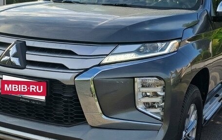Mitsubishi Pajero Sport III рестайлинг, 2021 год, 5 500 000 рублей, 2 фотография