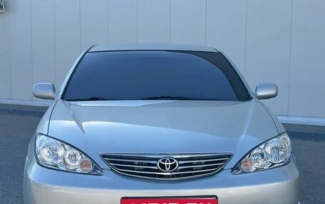 Toyota Camry V40, 2005 год, 500 000 рублей, 2 фотография