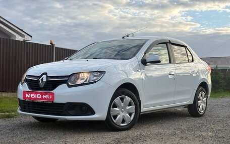 Renault Logan II, 2018 год, 900 000 рублей, 2 фотография