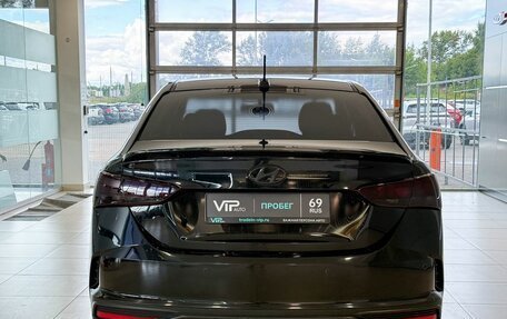 Hyundai Solaris II рестайлинг, 2021 год, 1 345 000 рублей, 5 фотография