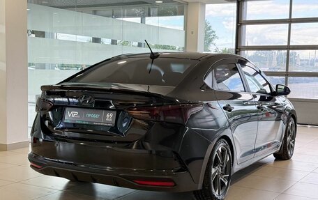 Hyundai Solaris II рестайлинг, 2021 год, 1 345 000 рублей, 6 фотография