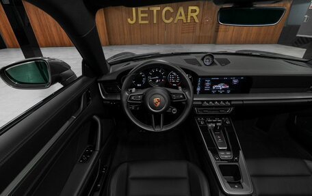 Porsche 911, 2020 год, 14 450 000 рублей, 28 фотография