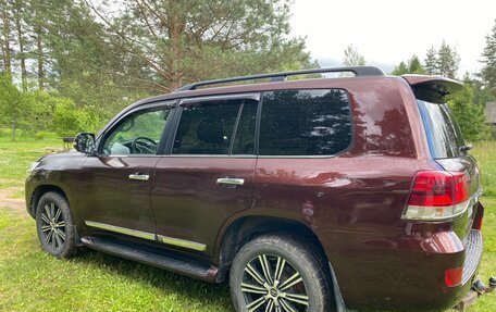 Toyota Land Cruiser 200, 2016 год, 4 200 000 рублей, 4 фотография