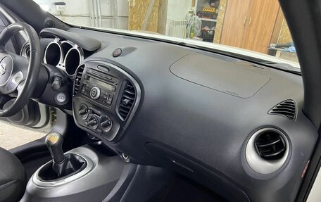 Nissan Juke II, 2013 год, 950 000 рублей, 14 фотография