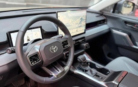Toyota RAV4, 2026 год, 4 412 000 рублей, 5 фотография