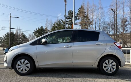 Toyota Vitz, 2020 год, 670 010 рублей, 3 фотография
