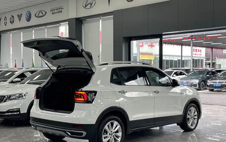Volkswagen T-Cross I, 2022 год, 1 709 000 рублей, 6 фотография