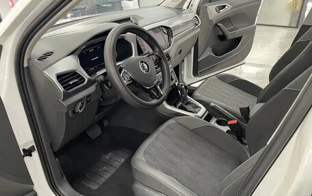 Volkswagen T-Cross I, 2022 год, 1 709 000 рублей, 7 фотография