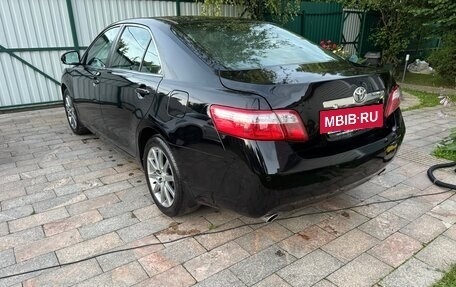 Toyota Camry, 2010 год, 1 150 000 рублей, 8 фотография