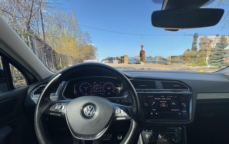 Volkswagen Tiguan II, 2020 год, 2 850 000 рублей, 12 фотография