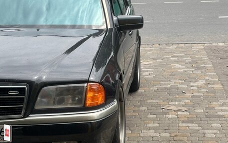 Mercedes-Benz C-Класс, 1994 год, 550 000 рублей, 6 фотография