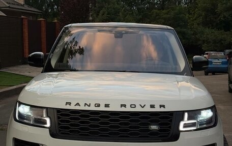 Land Rover Range Rover IV рестайлинг, 2018 год, 7 300 000 рублей, 2 фотография