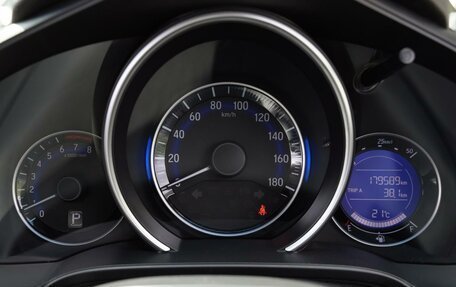 Honda Fit III, 2016 год, 1 050 000 рублей, 12 фотография
