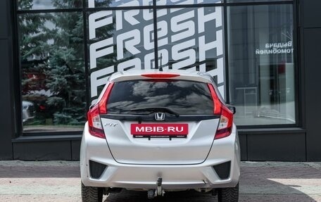 Honda Fit III, 2016 год, 1 050 000 рублей, 4 фотография