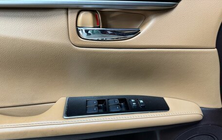 Lexus ES VII, 2016 год, 2 520 000 рублей, 13 фотография