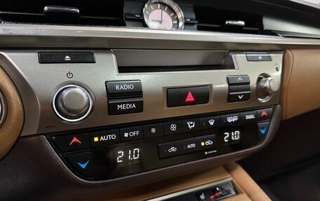 Lexus ES VII, 2016 год, 2 520 000 рублей, 22 фотография