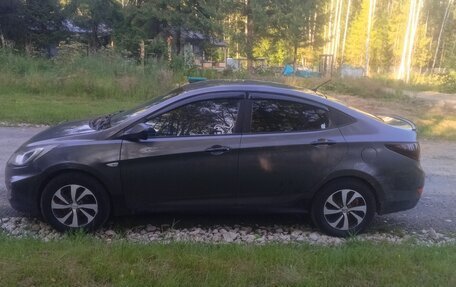 Hyundai Solaris II рестайлинг, 2014 год, 600 000 рублей, 4 фотография