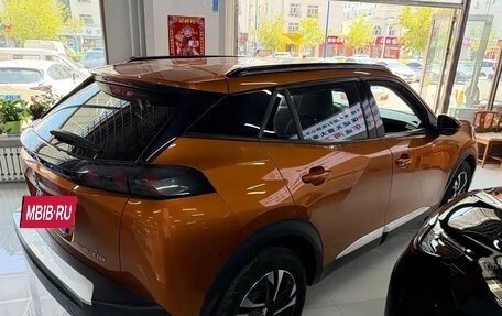 Peugeot 2008 II, 2022 год, 1 330 077 рублей, 7 фотография
