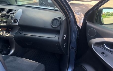 Toyota RAV4, 2010 год, 1 400 000 рублей, 28 фотография