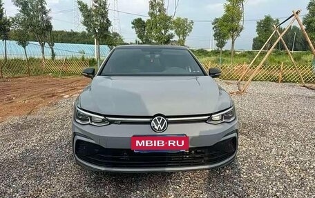 Volkswagen Golf VIII, 2023 год, 1 700 285 рублей, 2 фотография