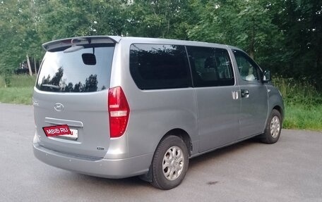 Hyundai Grand Starex Grand Starex I рестайлинг 2, 2011 год, 1 550 000 рублей, 13 фотография