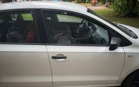 Volkswagen Polo VI (EU Market), 2015 год, 650 000 рублей, 5 фотография