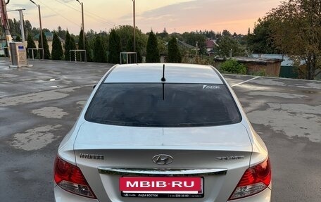 Hyundai Solaris II рестайлинг, 2013 год, 790 000 рублей, 4 фотография