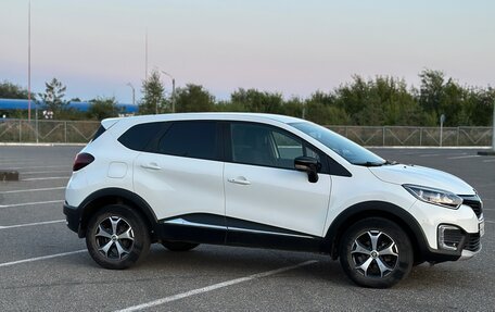 Renault Kaptur I рестайлинг, 2019 год, 1 600 000 рублей, 6 фотография